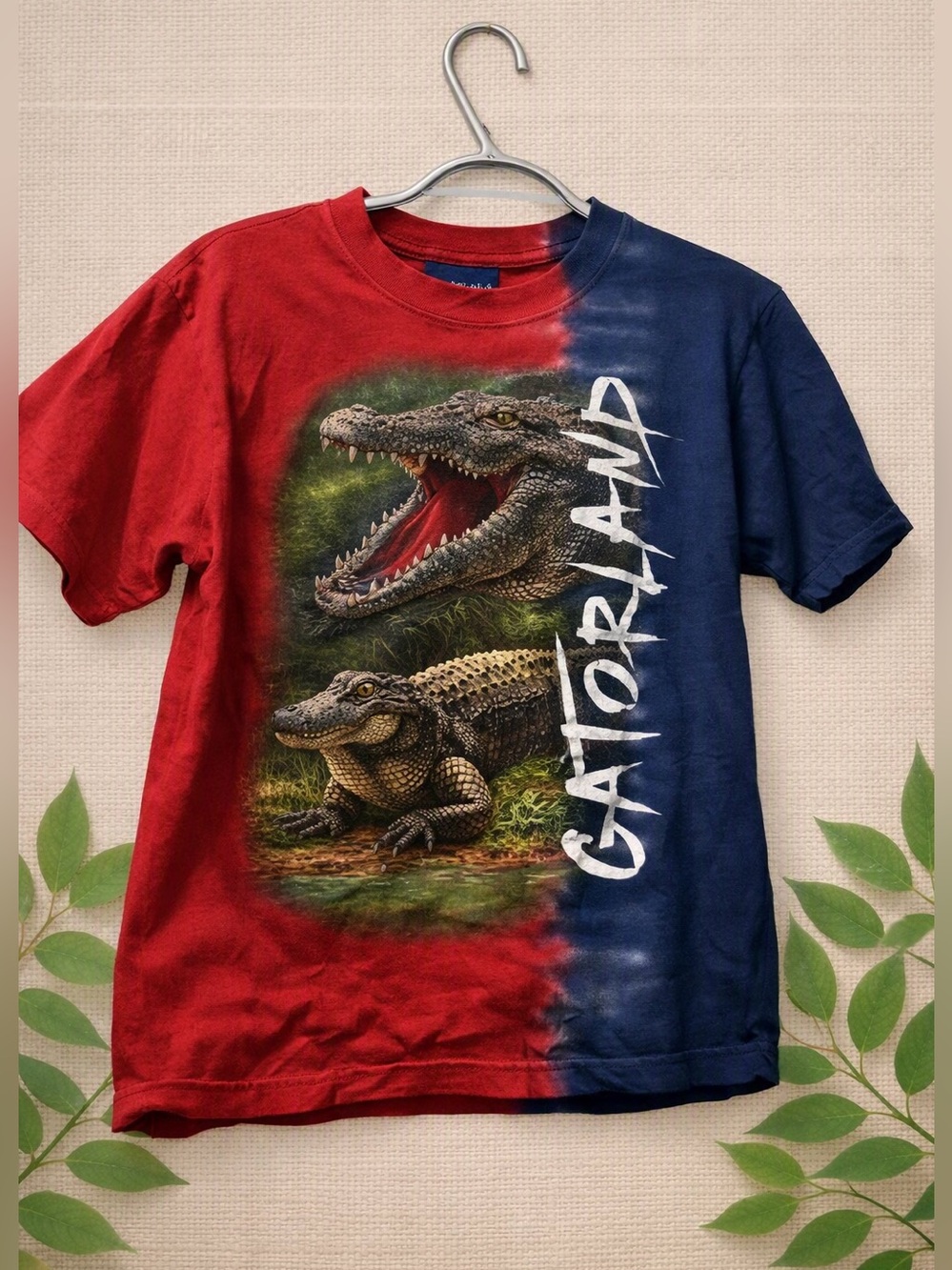Kid‑U‑Not Tie‑Dye Tee – Size M – Bold Red & Blue Split